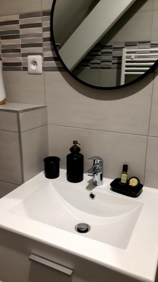 Cosy Chambre Chez Habitant 5Mn Aeroport Roissy Cdg Hotell Le Mesnil-Amelot Eksteriør bilde