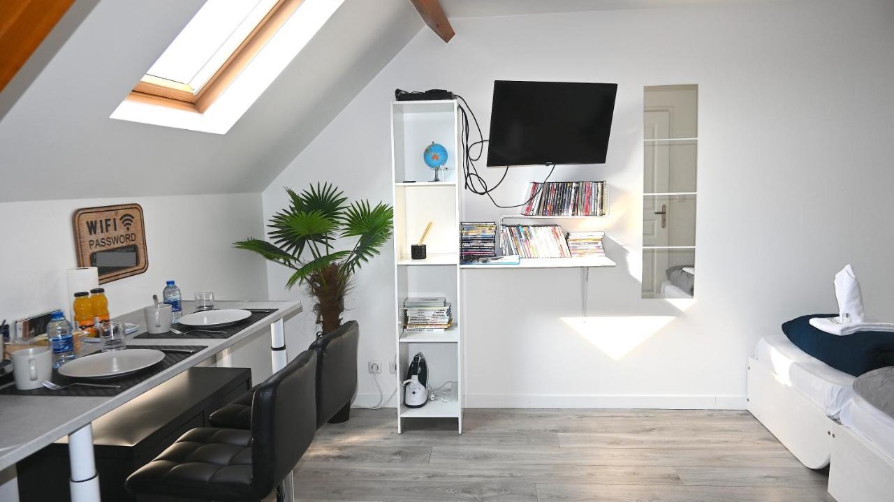 Cosy Chambre Chez Habitant 5Mn Aeroport Roissy Cdg Hotell Le Mesnil-Amelot Eksteriør bilde
